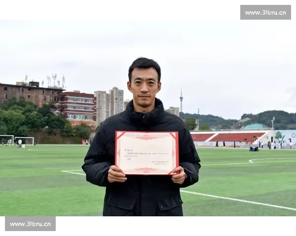 赛场争锋背后的英雄传奇与不屈奋斗故事